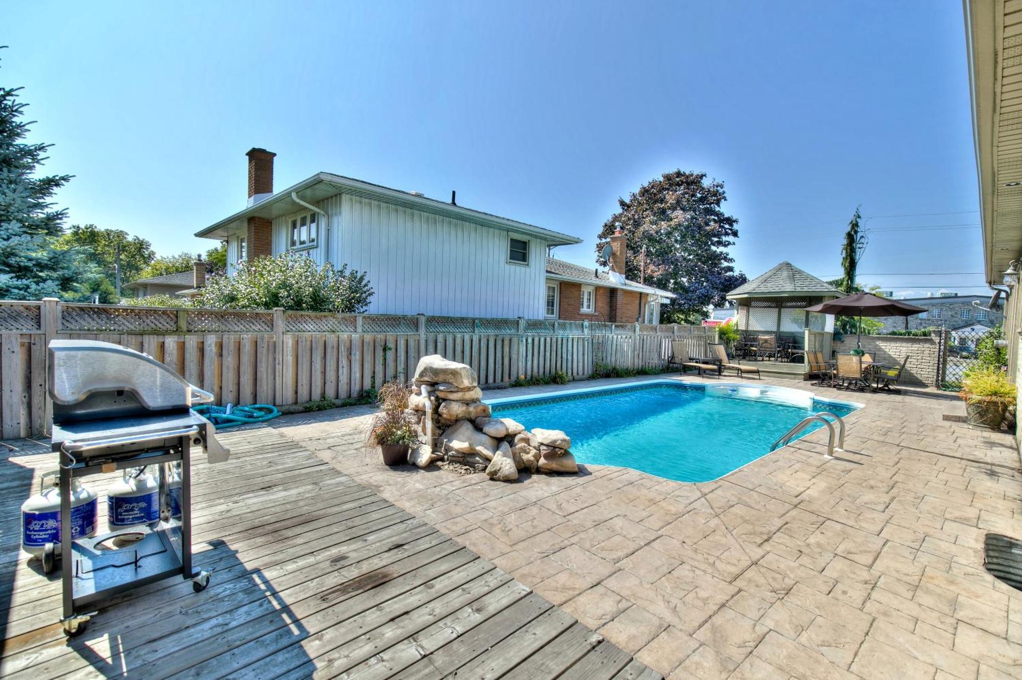 Niagara Stonehaven Villa Exterior photo